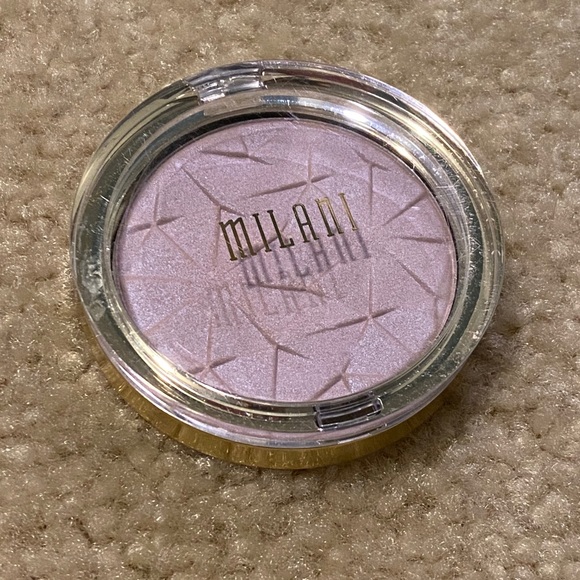 Milani Highlighter - Picture 2 of 6